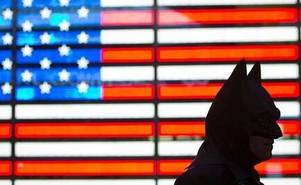 Un 'Batman' con machete defiende Baltimore de saqueadores