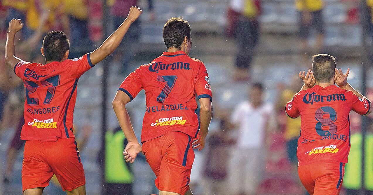 La Fuerza Monarca celebró en grande tras romper la seguidilla negativa (SERGIO MEJÍA. IMAGO7)