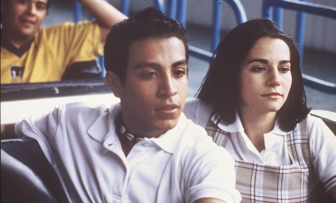 Luis Fernando Peña y Martha Higareda. Fotos: VIDEOCINE y CLASOS