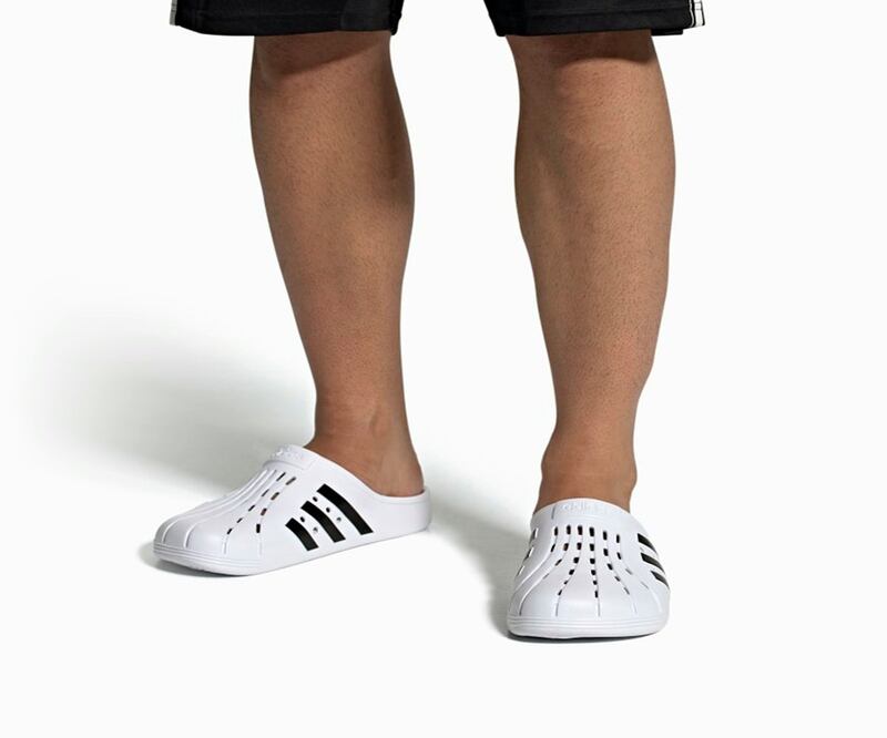 ¿Te quedas con los clásicos Crocs o le apuestas a Adidas? / Foto: Adidas