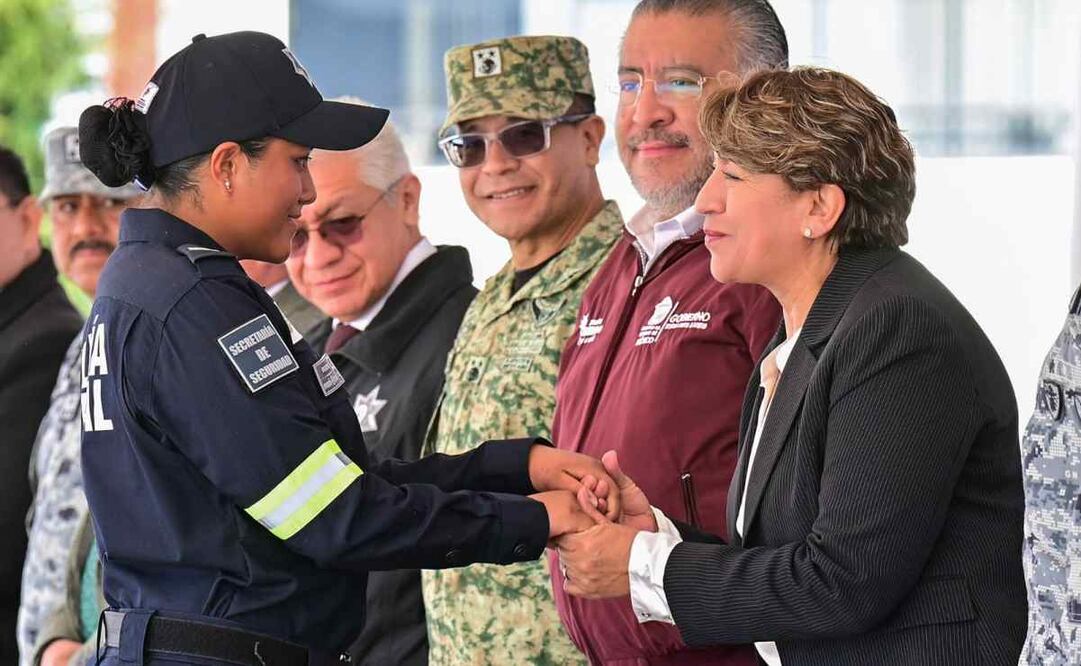 Ceremonia de graduación de policias de proximidad en el Edomex / Foto: Especial
