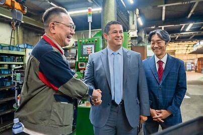 Concreta gobernador nuevas inversiones en Japón