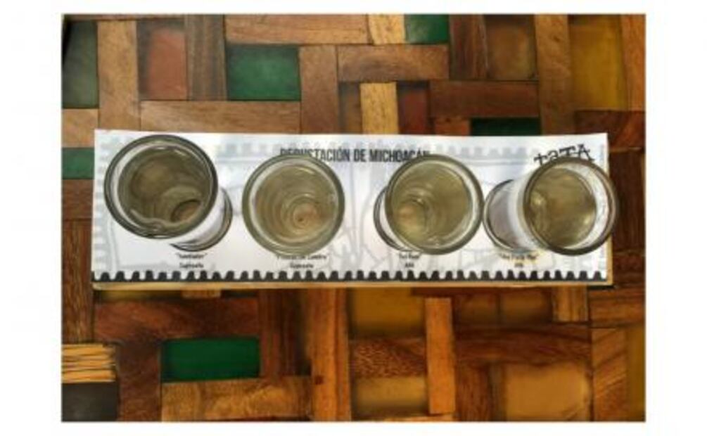 ¿Y si nos tomamos un mezcal michoacano?