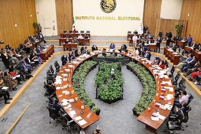 Piden a INE evitar distorsión con sobrerrepresentación