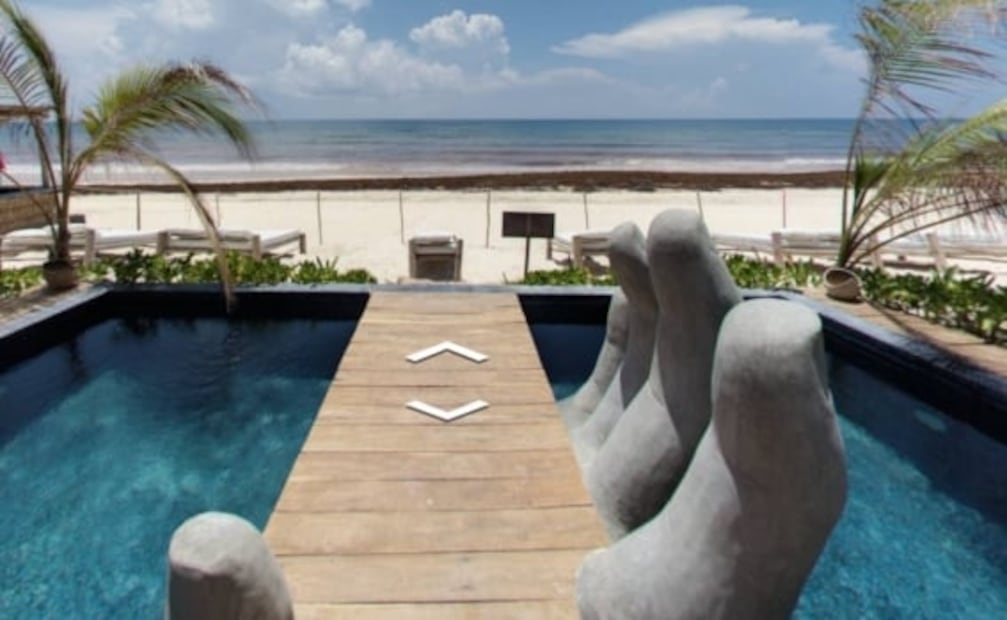 La mano gigante de Tulum: dónde está y cómo visitarla