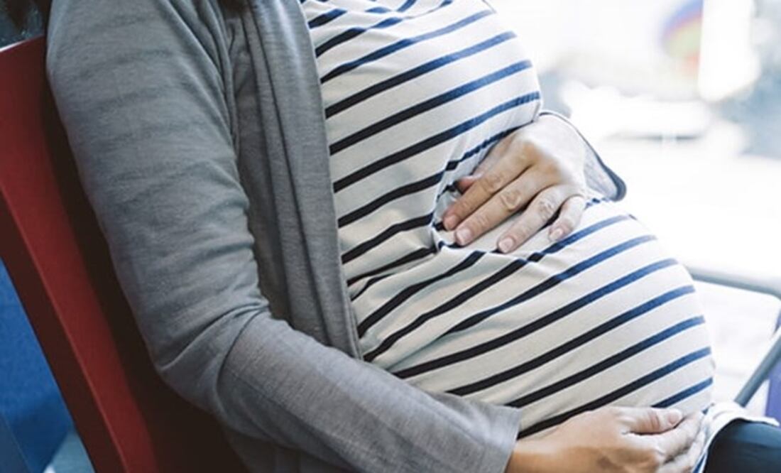 La brecha salarial que está estrechamente relacionada con la maternidad. Foto: Freepik