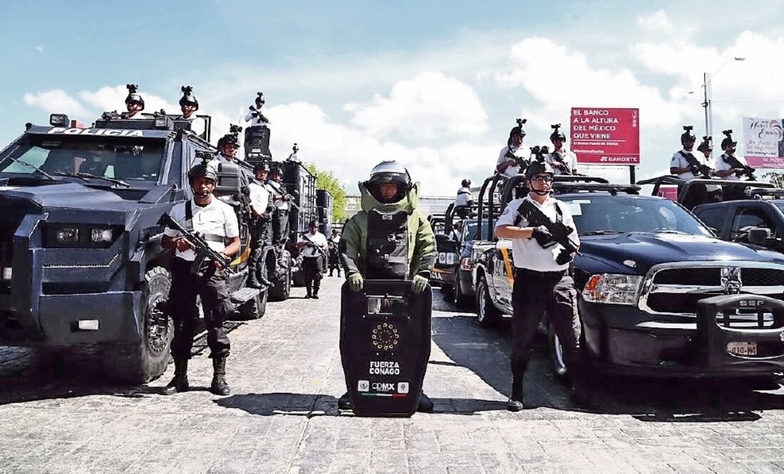 En el operativo en territorio hidalguense se revisaron 9 mil 300 personas y 2 mil 400 vehículos; también se clausuraron 31 deshuesaderos. (FUERZA CONAGO HIDALGO)