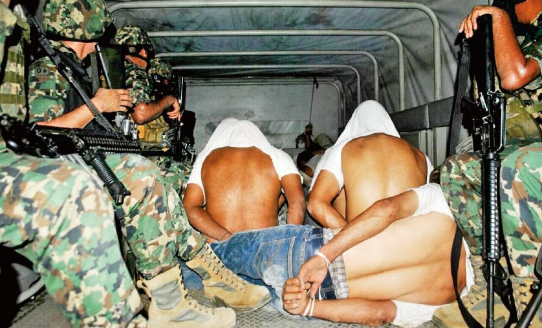 El abogado de las autodefensas cuestionó que primero el Estado los institucionalizó como cuerpos de seguridad y legalizó sus armas y después los encarceló por portarlas (CORTESÍA DE JORGE LUIS OSTRIA IMAGEN 753 NOTICIAS)