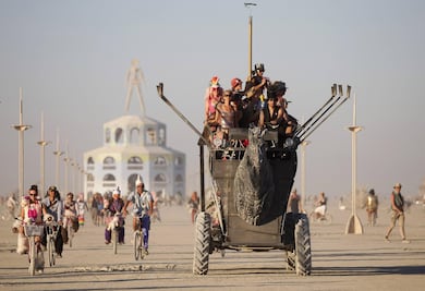 ¡Ya no soy virgen! Grítalo, si quieres estar en el Burning Man
