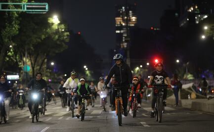 Asisten 41 mil personas al Paseo nocturno "Muévete en Bici"; recorren 20 km de sitios emblemáticos de la CDMX