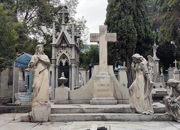 Arte funerario, ciencia y tradición que permanecen en el olvido