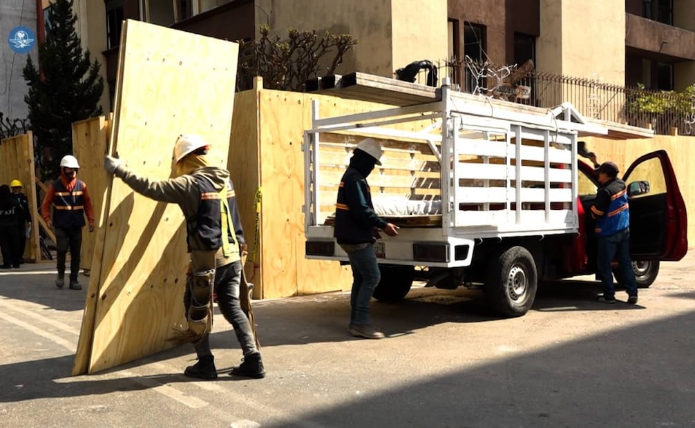 Se han reparado cuatro edificios vecinos dañados en la explosión en la colonia Paseos de Taxqueña.
Foto: Especial.