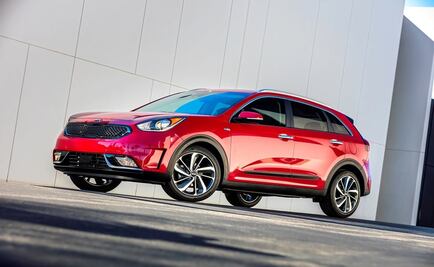 KIA trae a México su primera SUV híbrida
