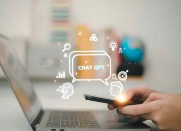 Qué hacemos con ChatGPT en el aula: ¿prohibir, contrarrestar o incorporarlo críticamente?