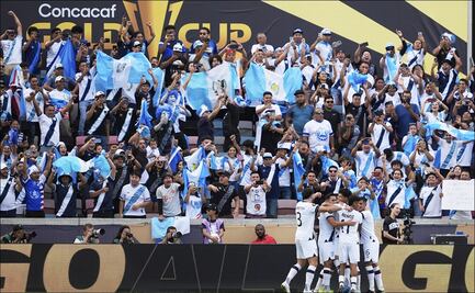 Luis Fernando Tena y Guatemala superan a Guadalupe y avanzan a cuartos de final de la Copa Oro