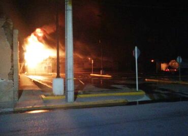 Video. Explosión de tanque de gas daña 12 casas en Zacatecas