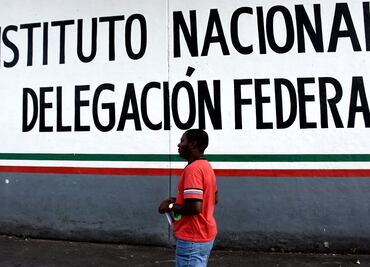 Migrante intenta suicidarse dentro de la estación Siglo XXI, en Tapachula