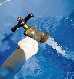 Alistan sanciones por mal uso del agua