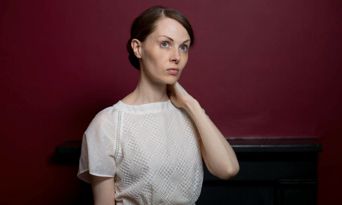 Gwendoline Riley fue finalista del Folio Prize y hace parte de la Royal Society of Literature desde 2018. Adrian Lourie/ SEXTO PISO