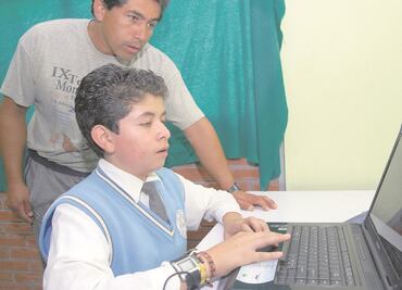 Consulta sobre internet sigue programa de EPN