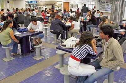 Van contra bebidas azucaradas en escuelas