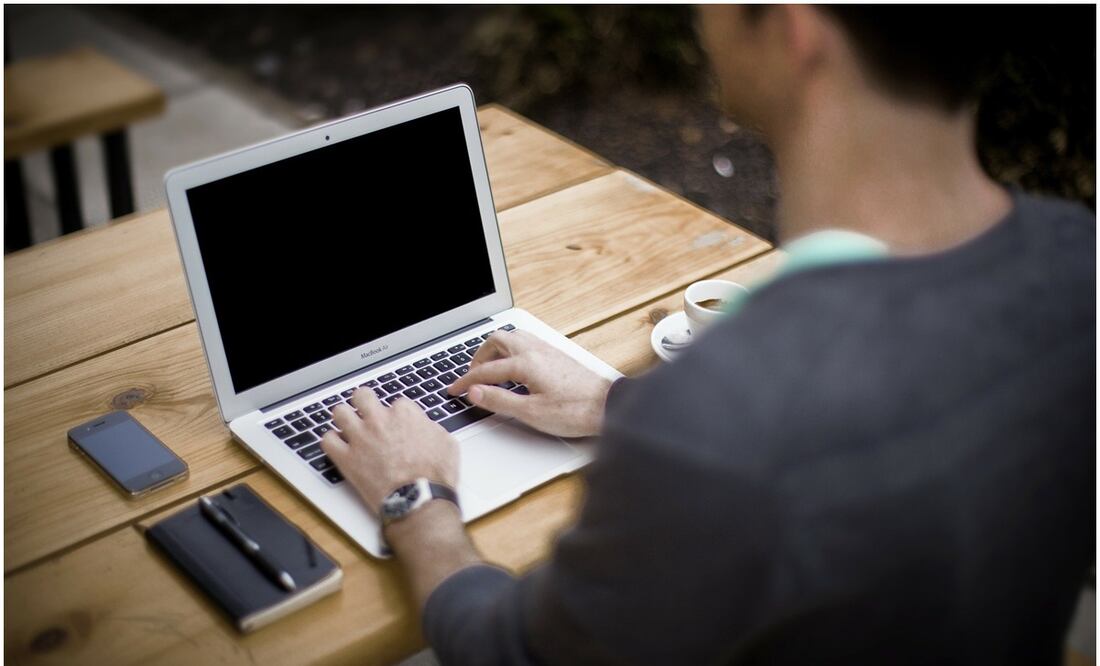 Empresas regresan al esquema presencial, a trabajar en las oficinas. Foto: Pixabay