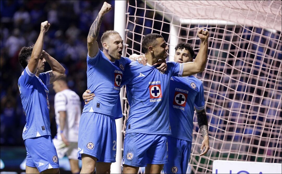 Cruz Azul en festejo - FOTO: Imago7