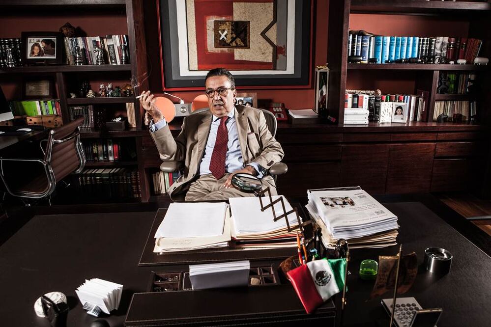 Fernando Gómez Mont
Estudió en la Escuela Libre de Derecho. Es socio del bufete Zinser, Esponda y Gomez Mont Abogados, que se especializa en casos de tipo penal
