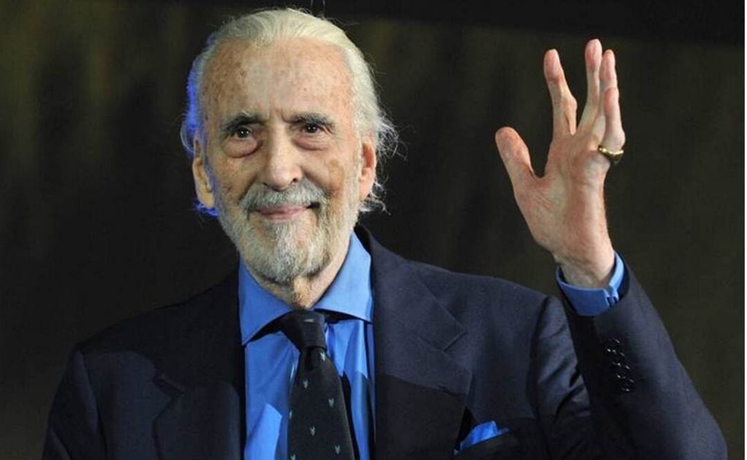 Lee era famoso mundialmente -además de por su imponente altura de 1,96 metros- por haber interpretado a algunos de los villanos más antológicos del mundo del cine. FOTO: Xinhua