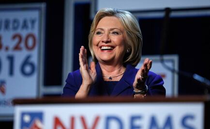 Clinton logra el apoyo de congresistas afroamericanos