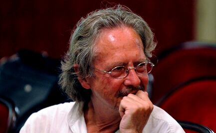 Obtuve pasaporte de Yugoslavia para viajar: Peter Handke