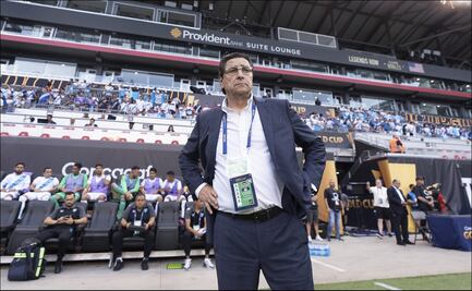 Luis Fernando Tena hace historia con Guatemala y de paso avanza a cuartos de final de la Copa Oro