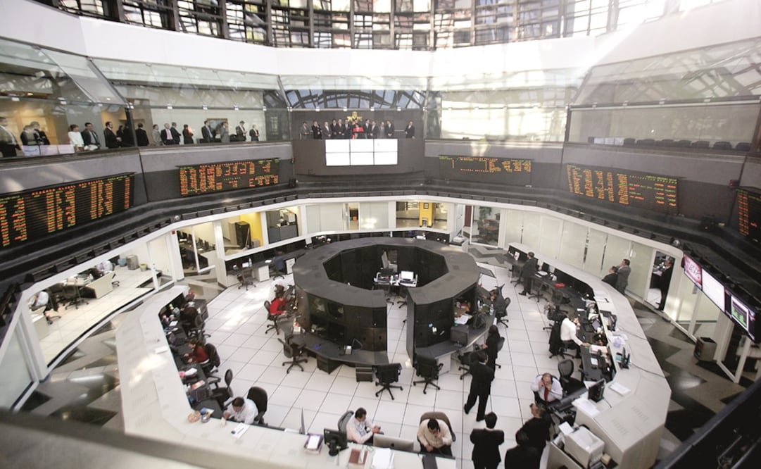 Bolsa Mexicana avanza 0.44% a media sesión