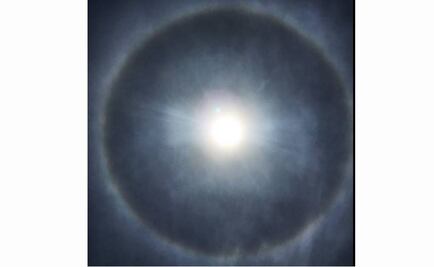 Halo solar se deja ver aun con contaminación