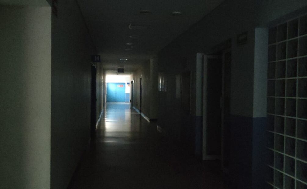 IMSS-Bienestar de Chilpancingo se queda sin electricidad por cinco horas (21/09/2025). Foto: Especial