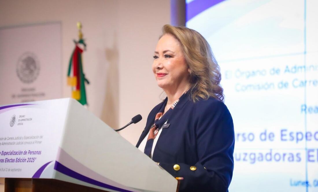 La ministra Yasmín Esquivel en el Curso de Especialización de Personas Juzgadoras Electas 2025 este lunes 8 de septiembre de 2025. Foto: Especial