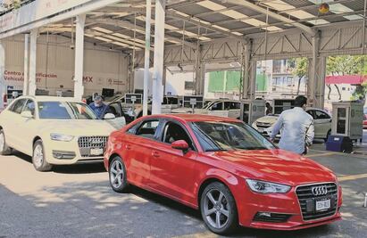 ¿Qué automóviles verifican en marzo en la CDMX? 