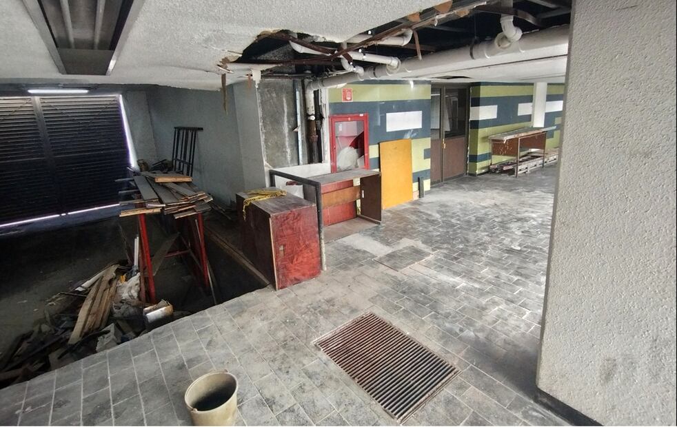 Imagen del interior de la Escuela de Música Vida y Movimiento del Centro Ollin Yoliztli se encuentran en un estado deplorable, el jueves 6 de noviembre de 2025. Foto: Fernanda Rojas/EL UNIVERSAL