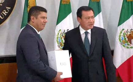 Osorio Chong entrega Cuarto Informe de Gobierno
