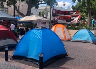 Continúa paro magisterial en Yucatán; adelantan huelga de "brazos caídos" en diversas escuelas