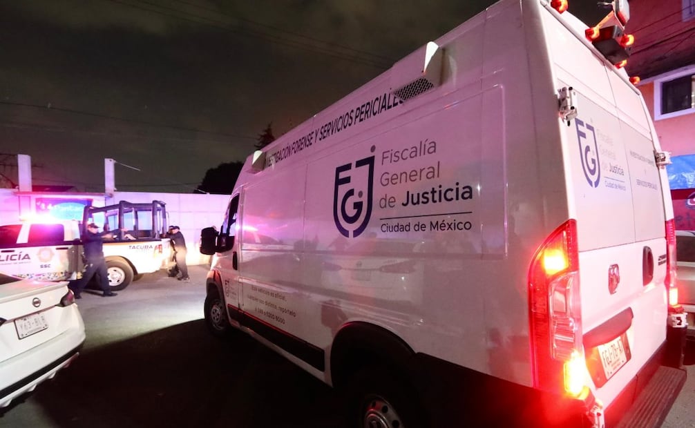 Hombre muere tras agresión con arma de fuego en la alcaldía Azcapotzalco; autoridades realizan diligencias.
Foto: Valente Rosas