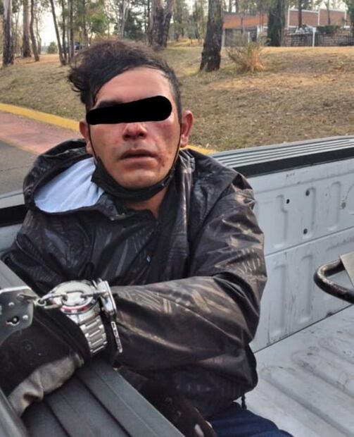 Tras persecución policiaca, asaltante muere por un disparo en el Edomex