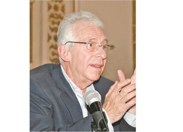 Silencio sobre el embajador señalado de acoso