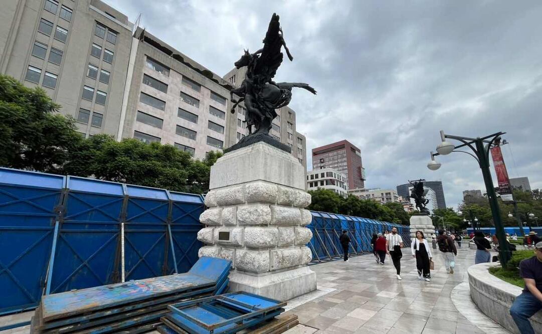 Blindan Bellas Artes por la tercera marcha contra la gentrificación. Foto: Rafael García / EL UNIVERSAL-