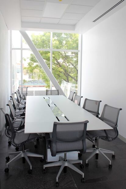 Enrique Norten interviene la Universidad Panamericana