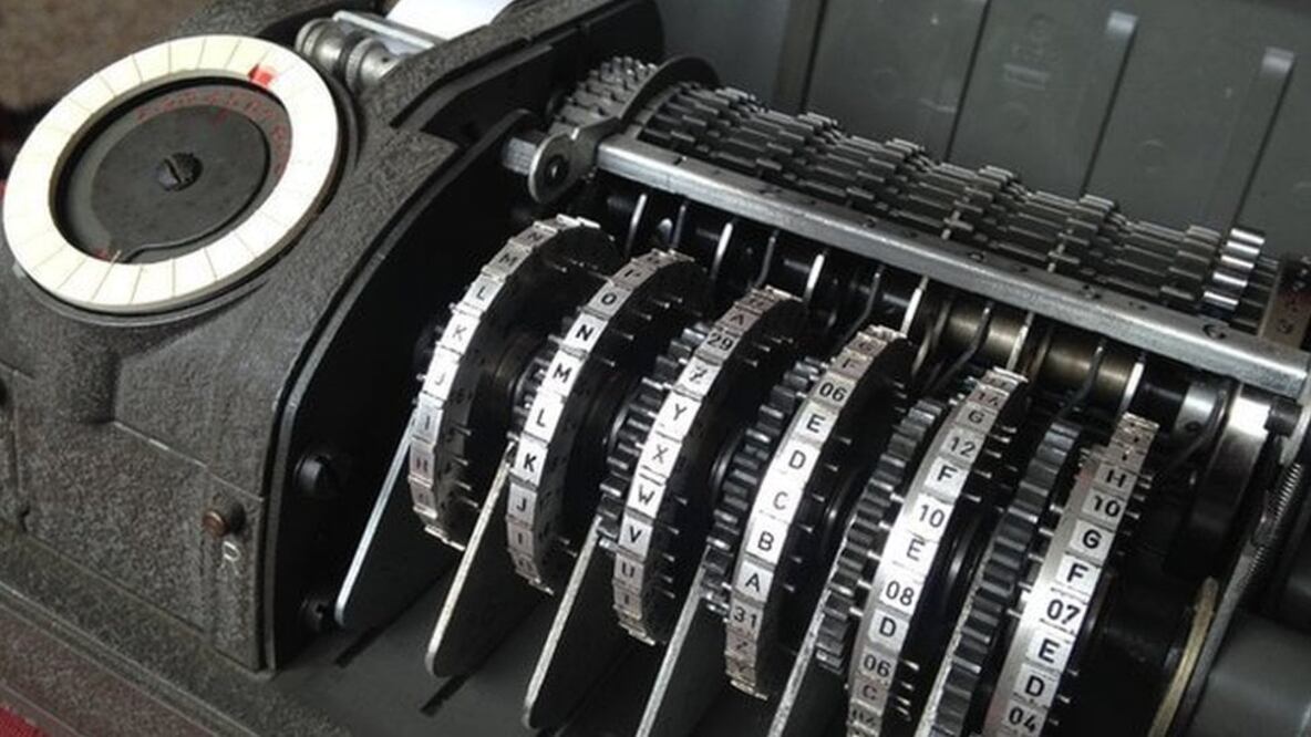 La compañía suiza Crypo AG fabricó máquinas que nutrieron de información secreta de otros gobiernos a la inteligencia estadounidense y alemana (Foto: BBC)
