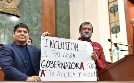 Diputado local de Morena se encadena y amordaza en Congreso de Sinaloa; “¡inclusión de la palabra gobernadora, con A", exige