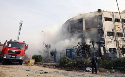 Incendio en fábrica textil deja al menos 20 muertos en Egipto