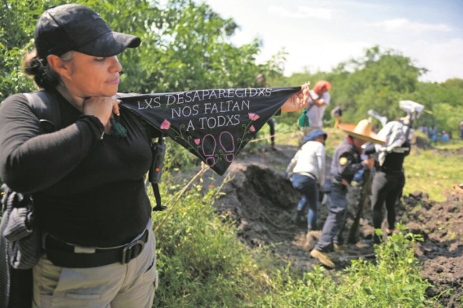 "Exterminio", entre flores y sorgo