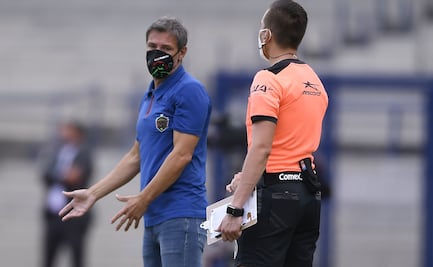 Gabriel Caballero es multado por quejarse del arbitraje